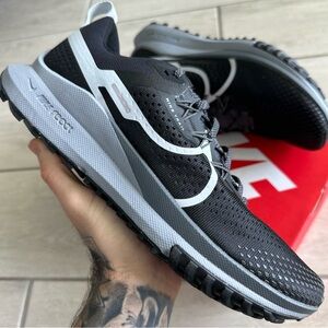 NIKE REACT PEGASUS TRAIL 4 BLACK